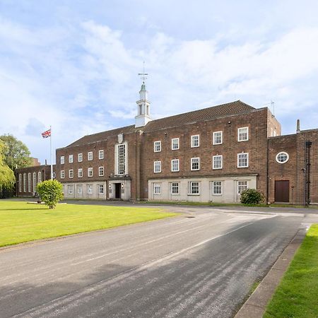 The Derby Conference Centre - Shared Accomodation Exterior photo